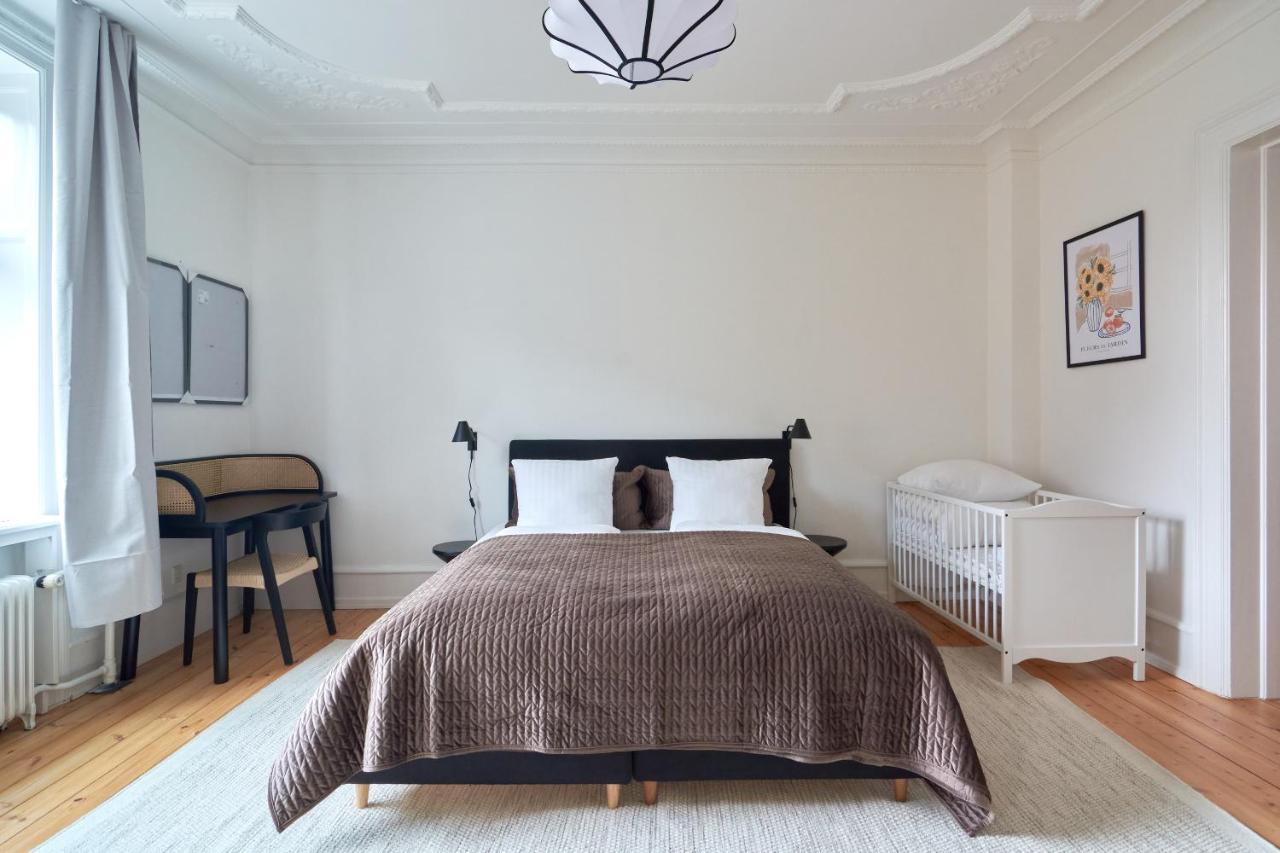 Апартаменты Large & Modern Flats In Family Friendly Neighbourhood Копенгаген Экстерьер фото
